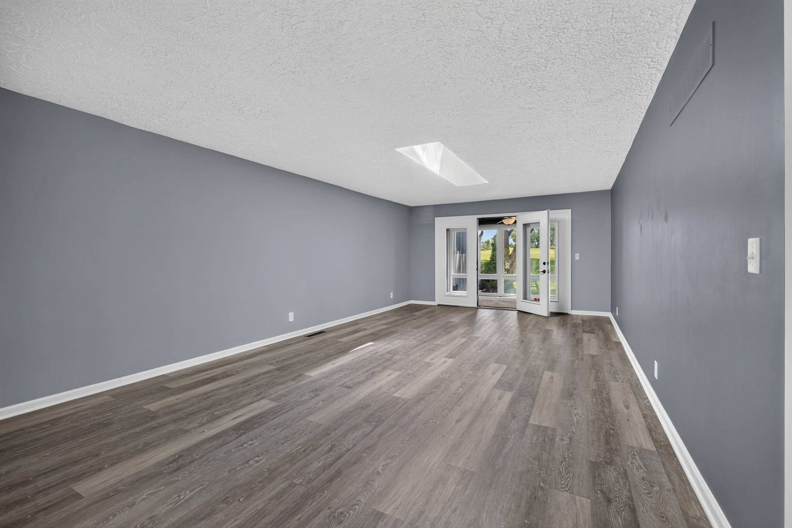 6401 Utica Ridge Road, Unit 12 Davenport, IA 52807 - Photo 13 of 35