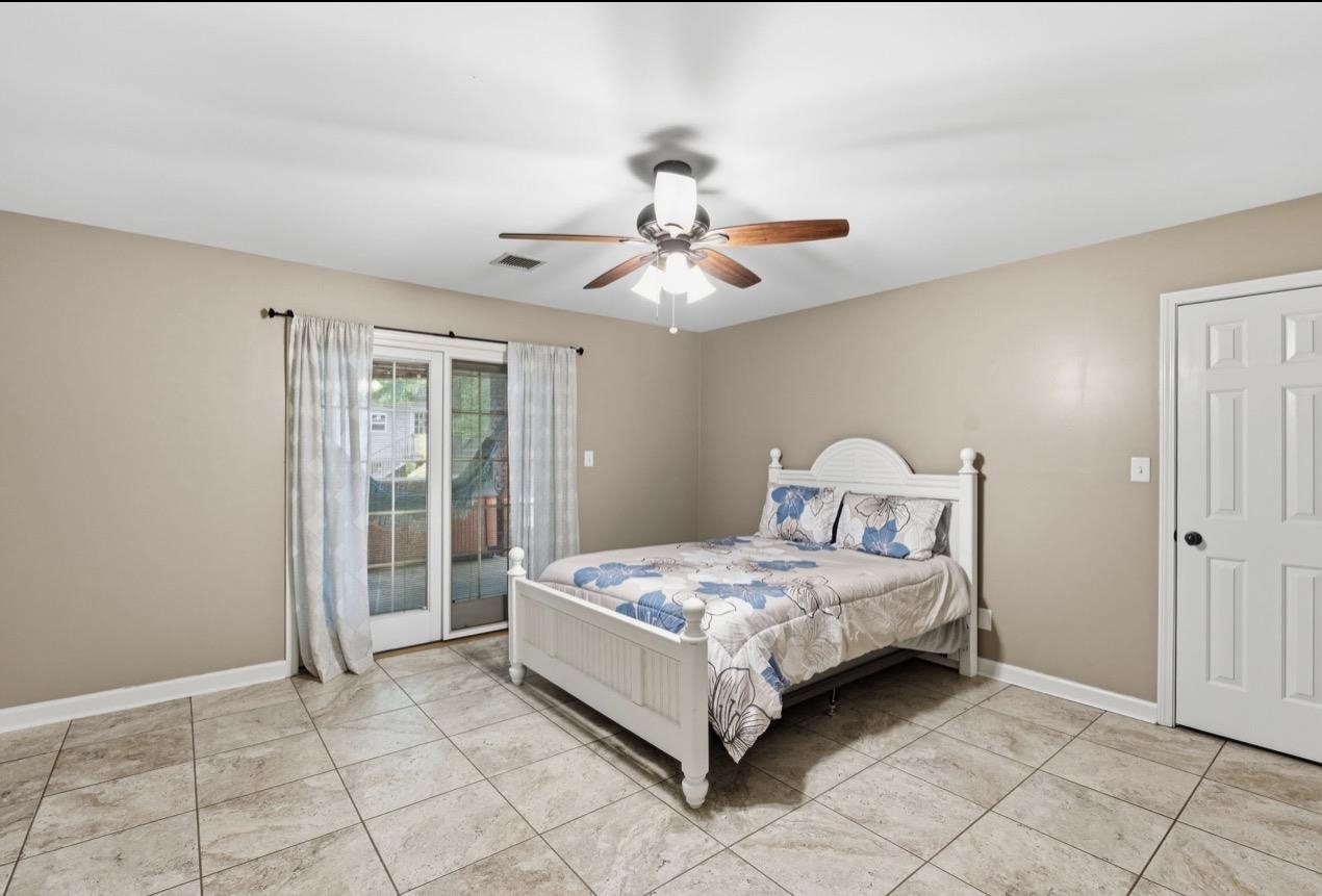 110 West Woodglen Road Spartanburg, SC 29301 - Photo 36 of 48