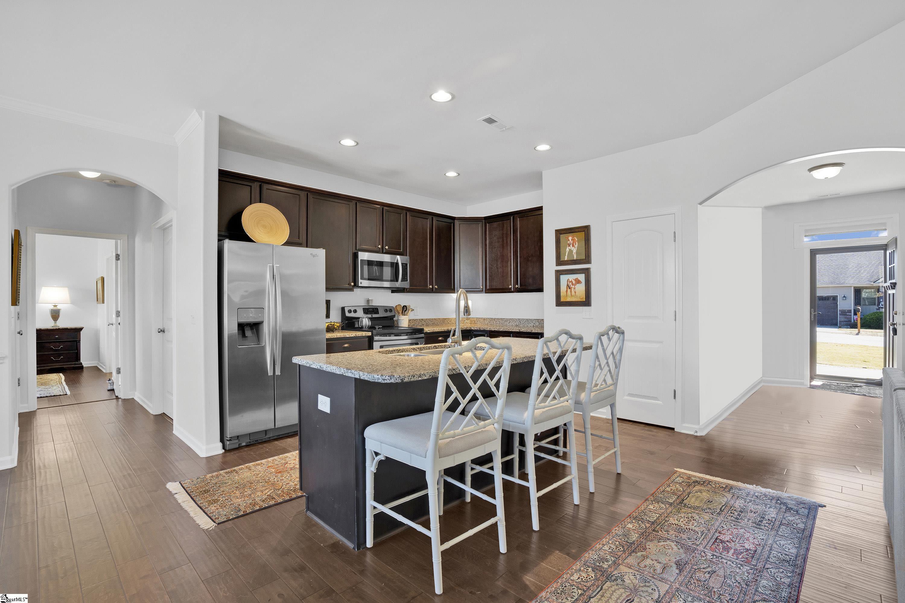 214 Downs Road Greenville, SC 29617 - Photo 2 of 19