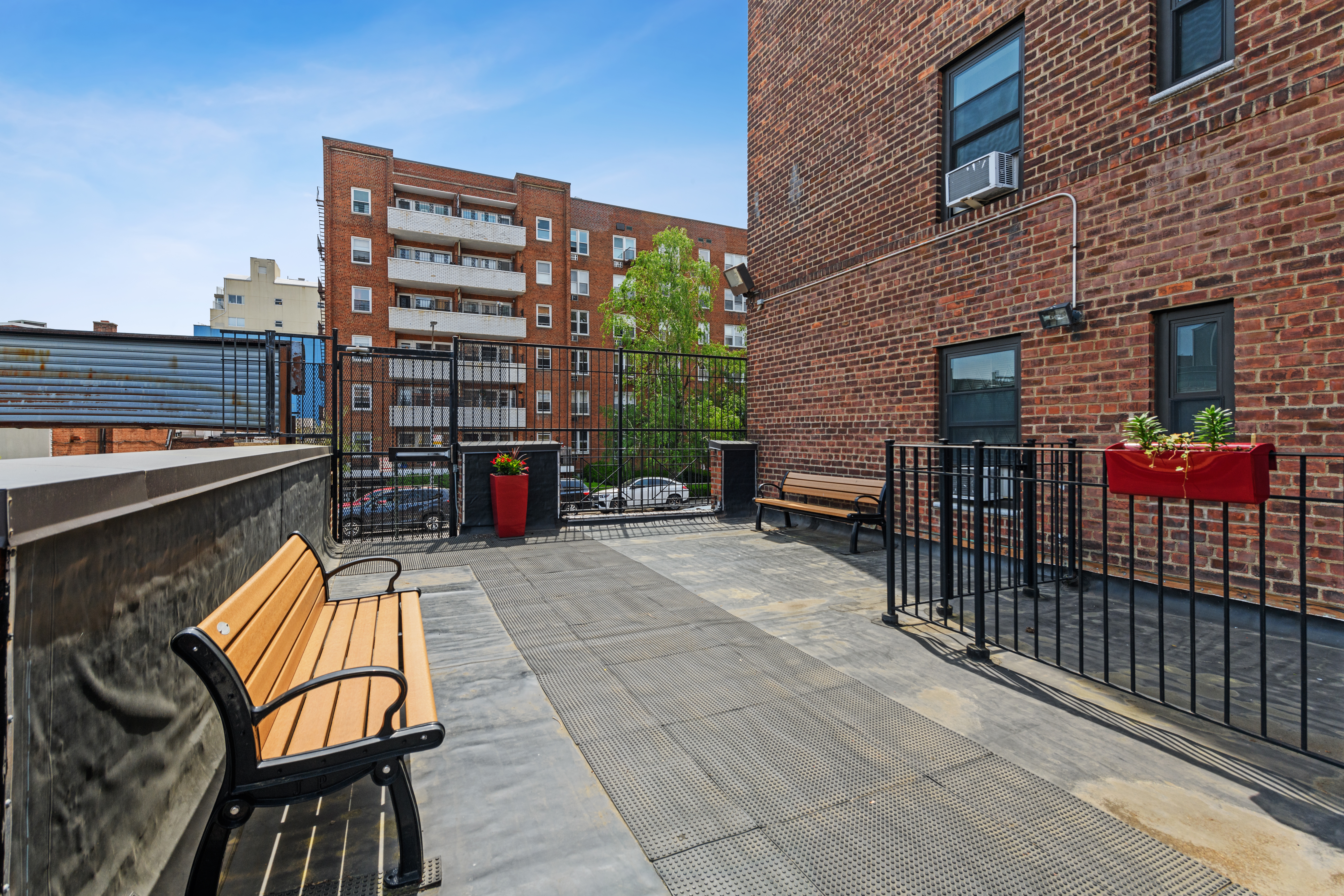 100-11 67th Road, Unit 405 Queens, NY 11375 - Photo 9 of 11