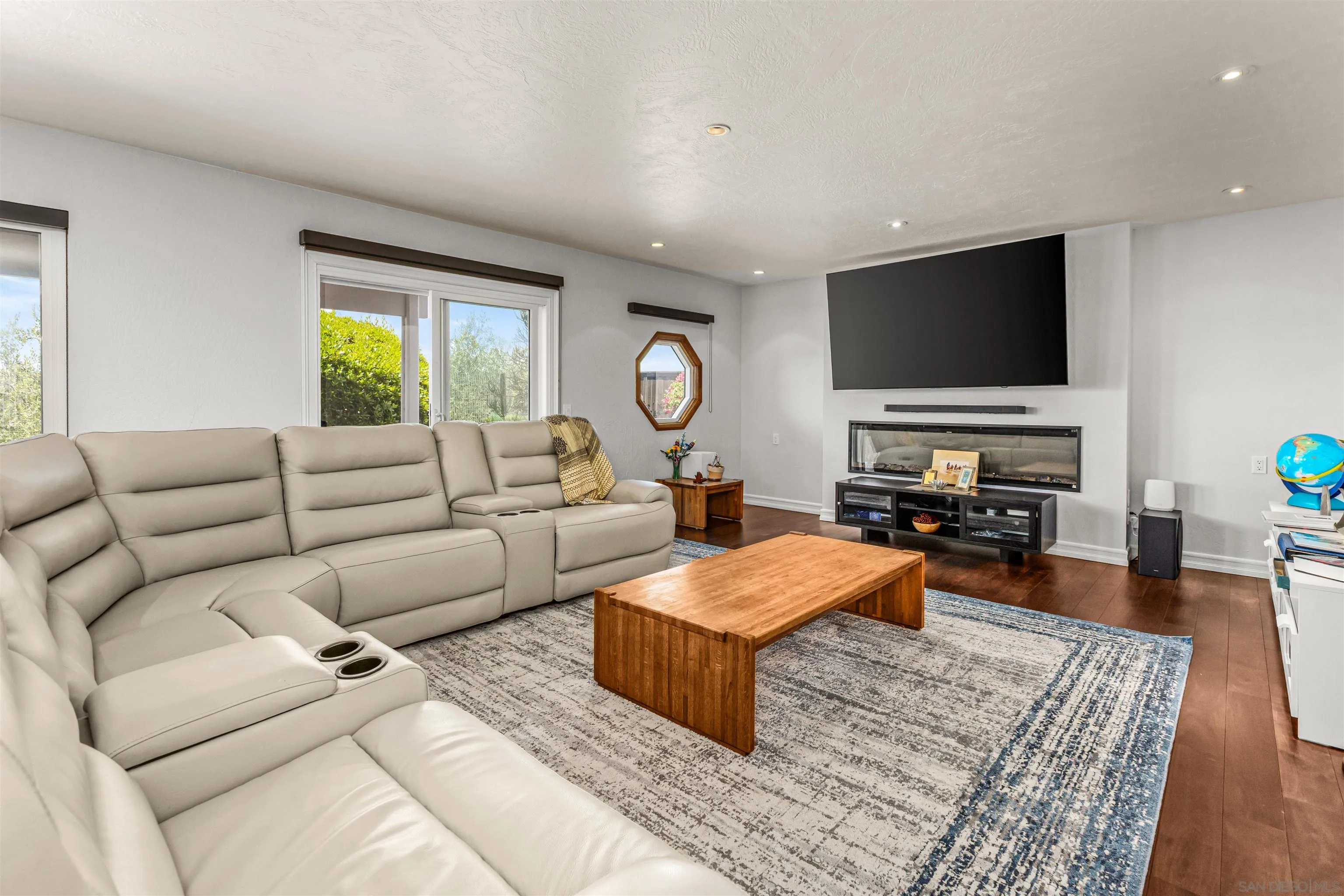 7781 Rocio Street Carlsbad, CA 92009 - Photo 13 of 38