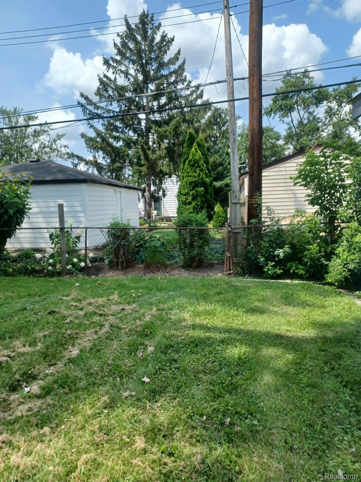 7539 Inkster Road Westland, MI 48185 - Photo 2 of 21 Gallery Image 2