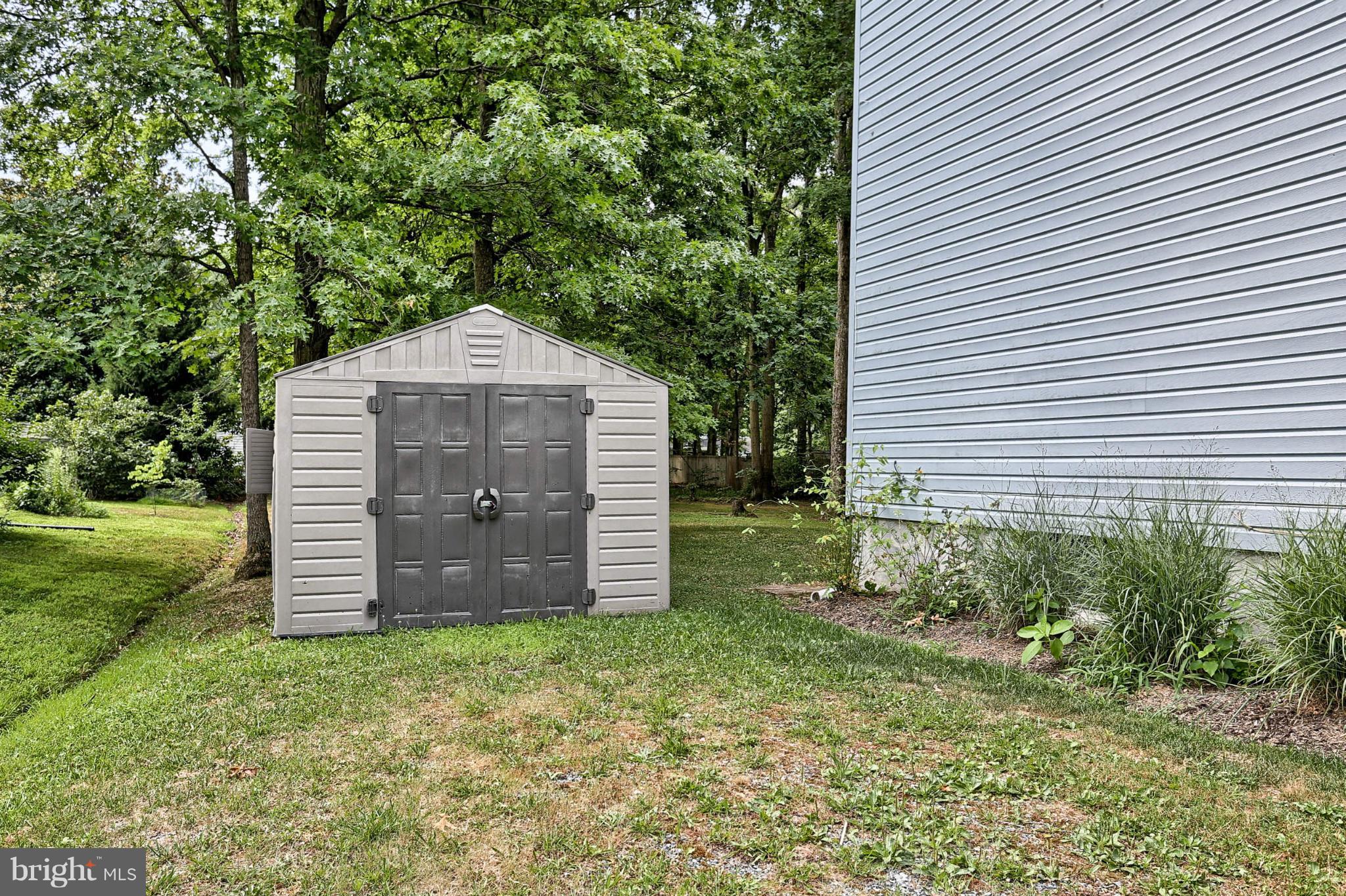 1703 Cape May Road Essex, MD 21221 - Photo 30 of 30 Exterior (Rear)