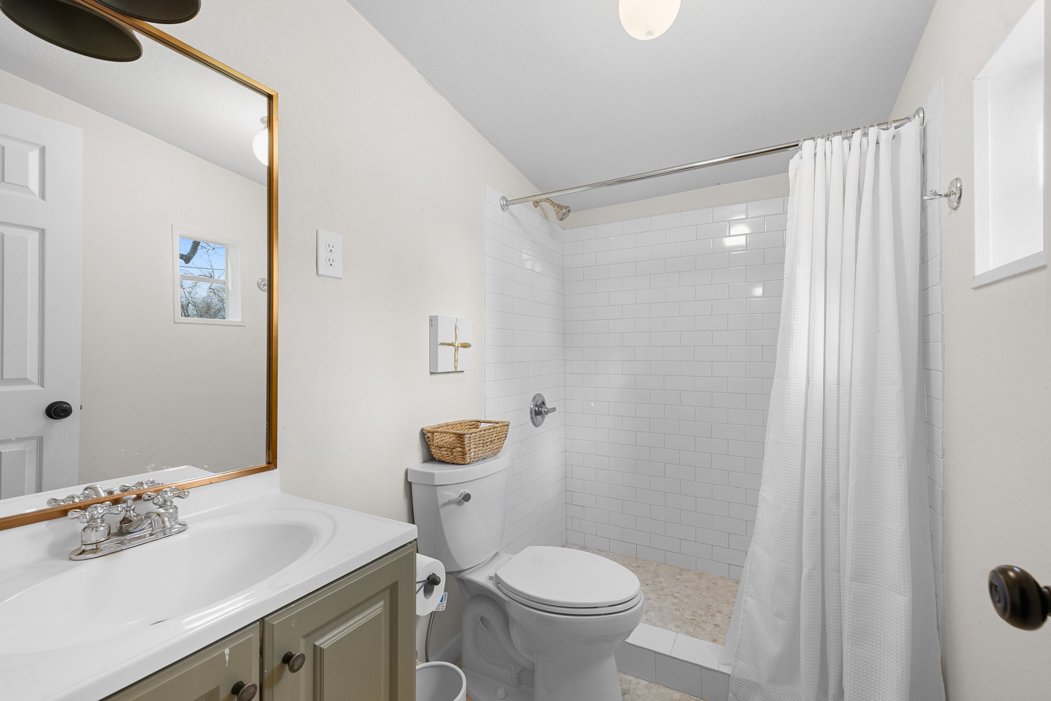 15294 Lake Road Bellville, TX 77418 - Photo 42 of 50 Guest house Bath