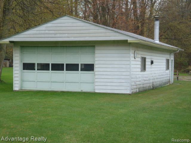 8932 Marsh Road Algonac, MI 48001 - Photo 22 of 25 DSC09200.JPG
