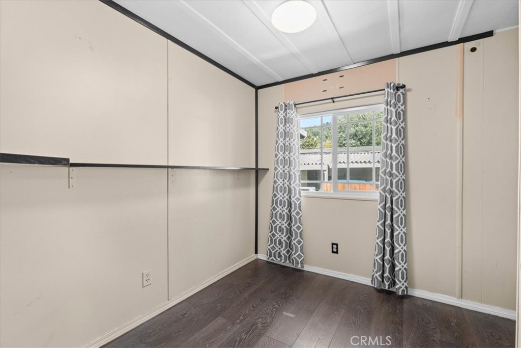 22899 Byron Road Crestline, CA 92325 - Photo 15 of 36