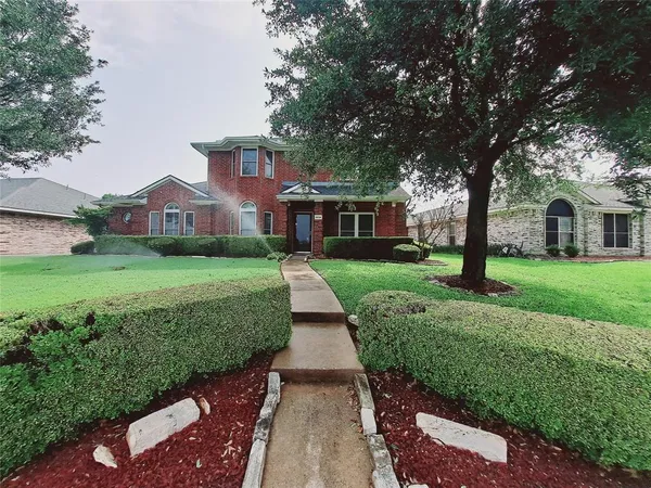 $2,700 | 1534 Chapman Drive, Lancaster, TX 75134