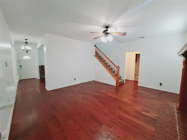 $2,700 | 1534 Chapman Drive, Lancaster, TX 75134