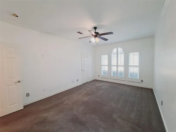 $2,700 | 1534 Chapman Drive, Lancaster, TX 75134