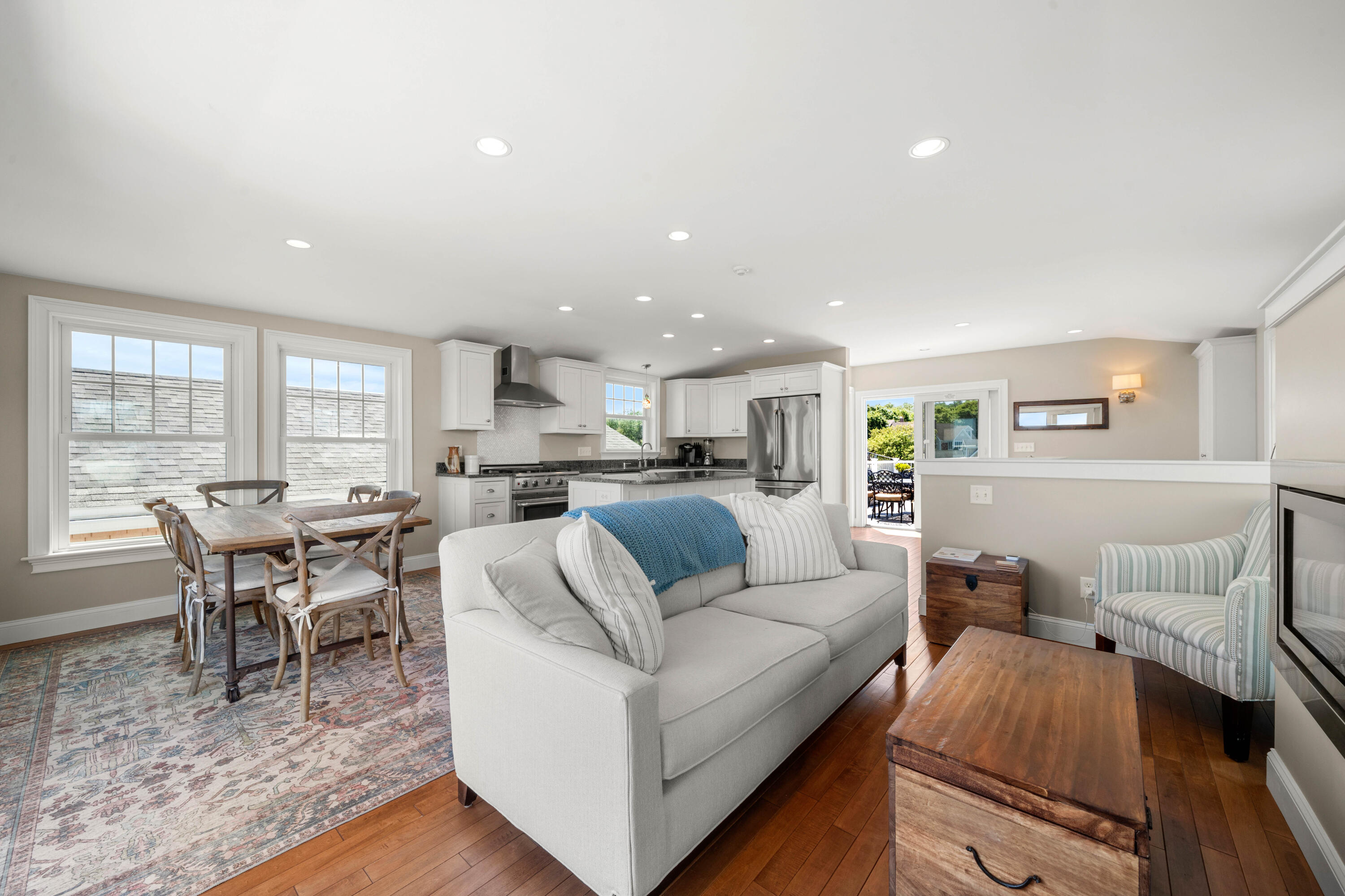 115 Perkins Cove Road Ogunquit, ME 03907 - Photo 26 of 58 Penthouse | Upper Level