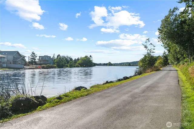 $389,000 | 1251 South Dewey Drive, Coupeville, WA 98239