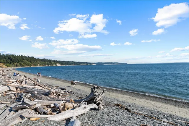 $389,000 | 1251 South Dewey Drive, Coupeville, WA 98239