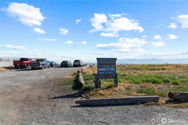 $389,000 | 1251 South Dewey Drive, Coupeville, WA 98239