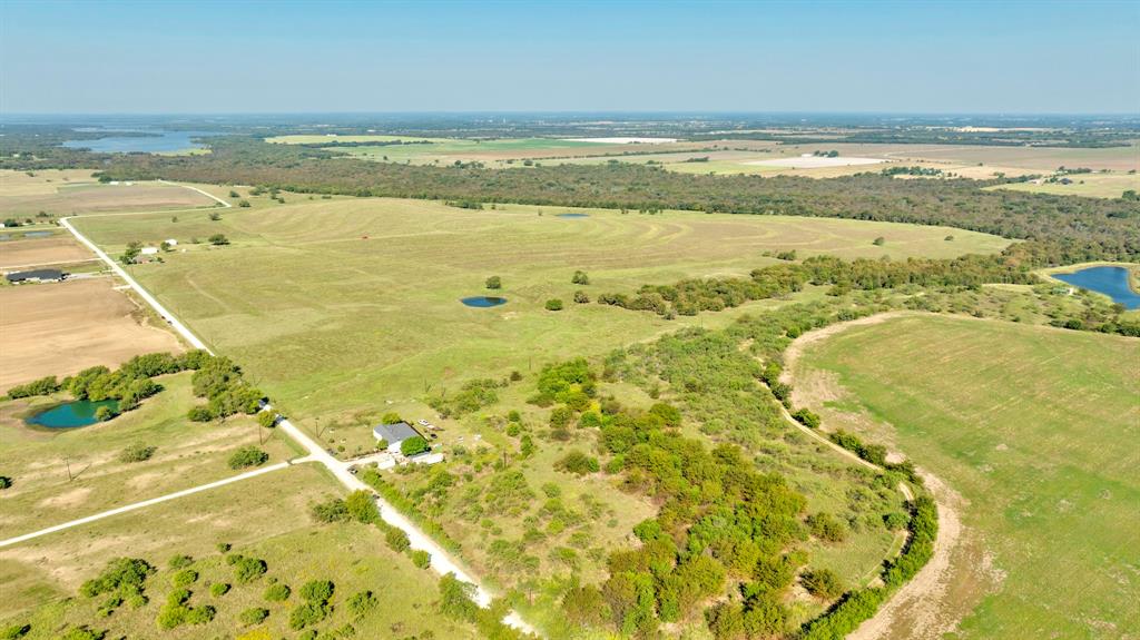 Tbd E Baker Road Tioga, TX 76271 - Photo 3 of 14 a view of an ocean and a beach