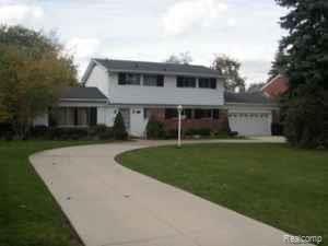 941 Lake Shore Road Grosse Pointe, MI 48236 - Photo 1 of 16 941 Lakeshore, GPS