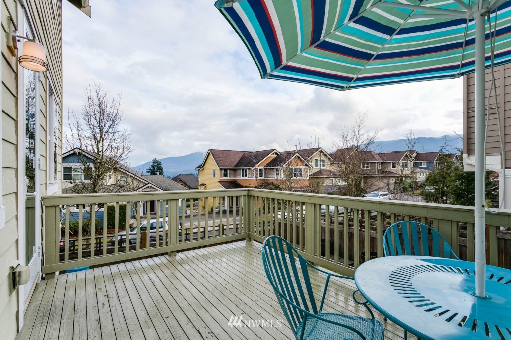 592 Alpine Ridge Place Northwest Issaquah, WA 98027 - Photo 15 of 25