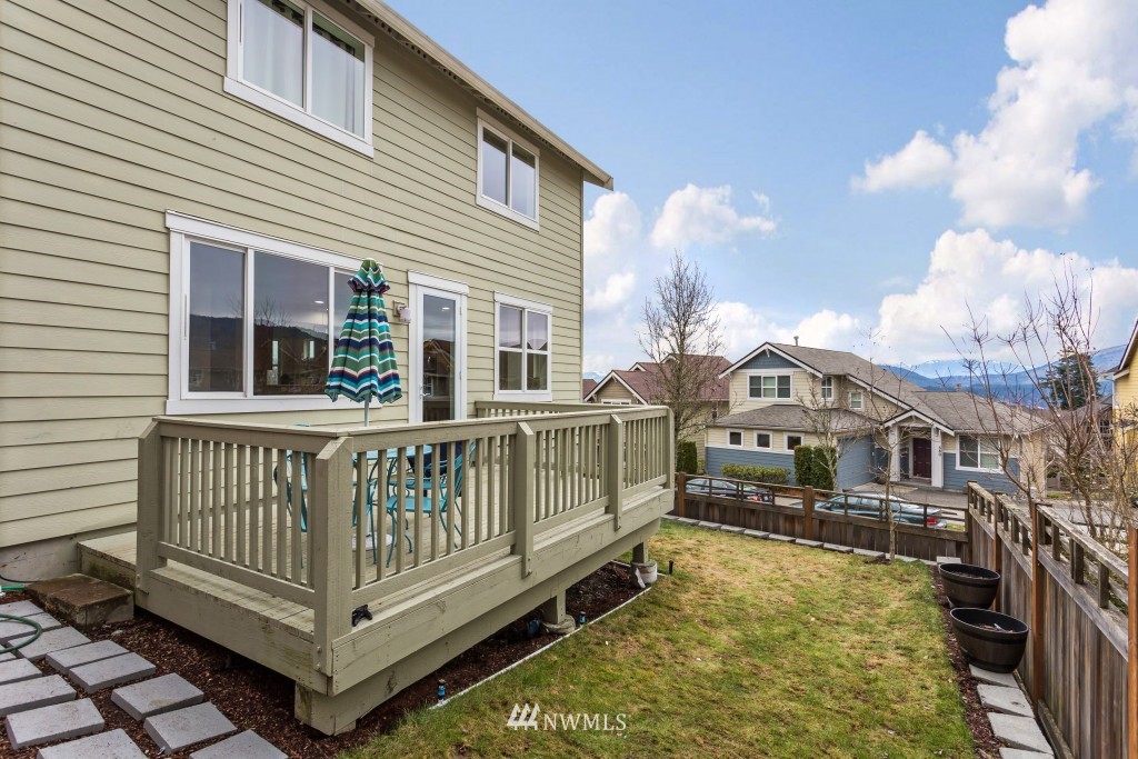 592 Alpine Ridge Place Northwest Issaquah, WA 98027 - Photo 16 of 25