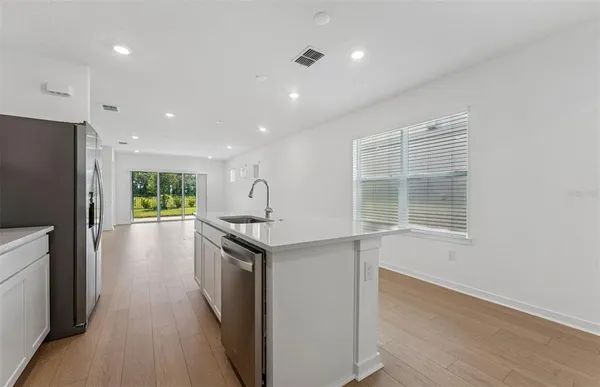 $430,890 | 5342 Spring Maiden Circle, Apollo Beach, FL 33572