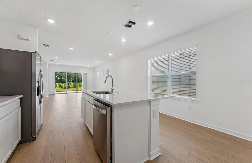 5342 Spring Maiden Circle Apollo Beach, FL 33572 - Photo 6 of 21