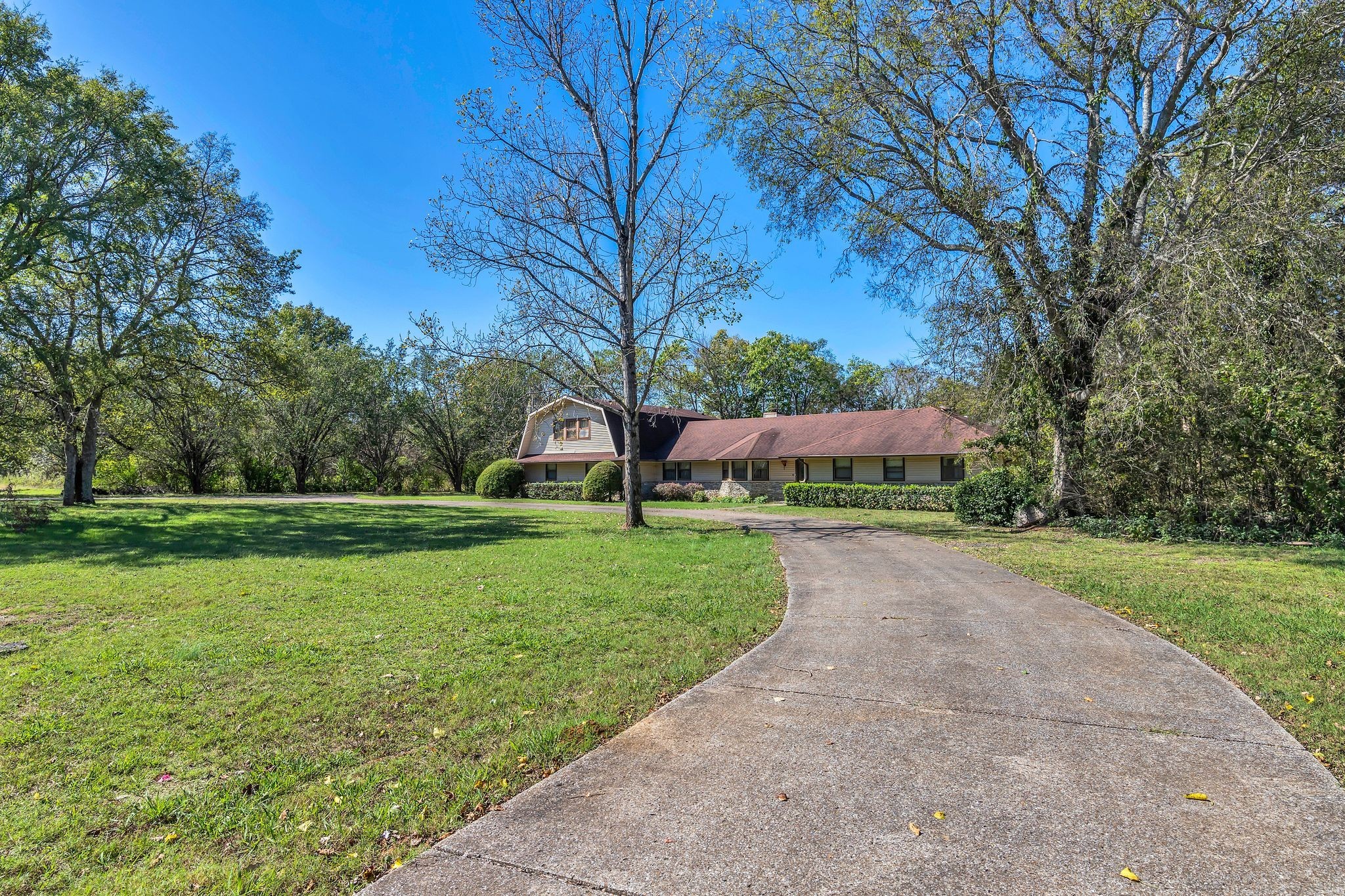 11075 Old Lebanon Road Murfreesboro, TN 37129 - Photo 2 of 44