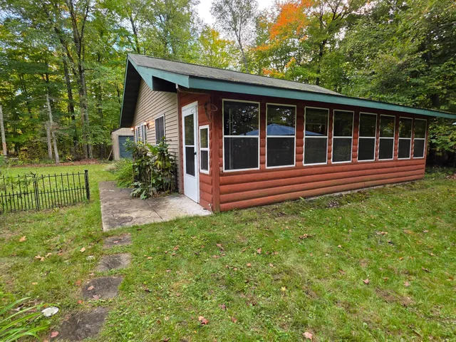 $269,900 | 19198 Farington Lane Northeast, Hines, MN 56647