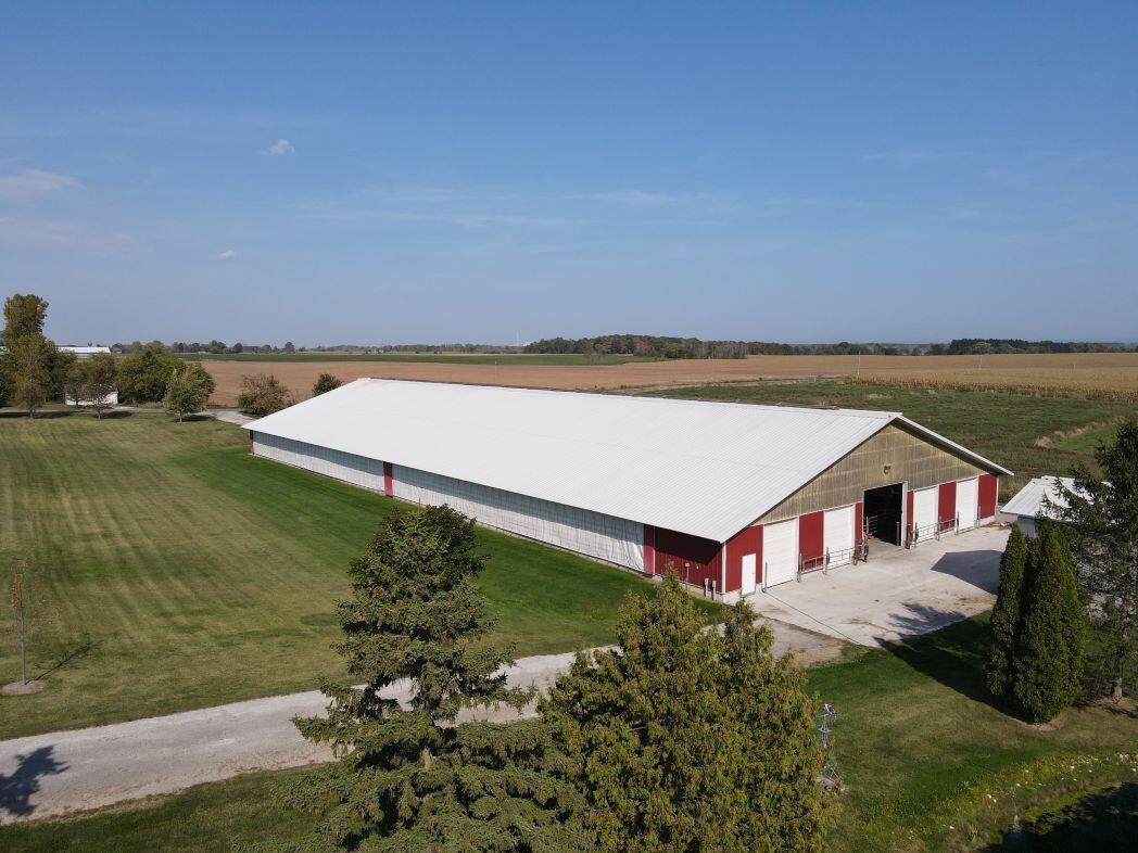 8223 Middle Road Oostburg, WI 53070 - Photo 11 of 74 DJI_0143