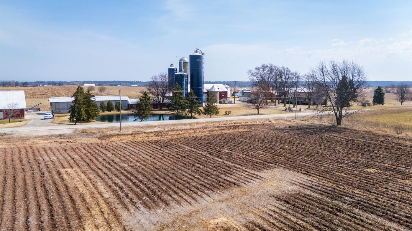 8223 Middle Road Oostburg, WI 53070 - Photo 17 of 74 DJI_20260330131042_0684_D