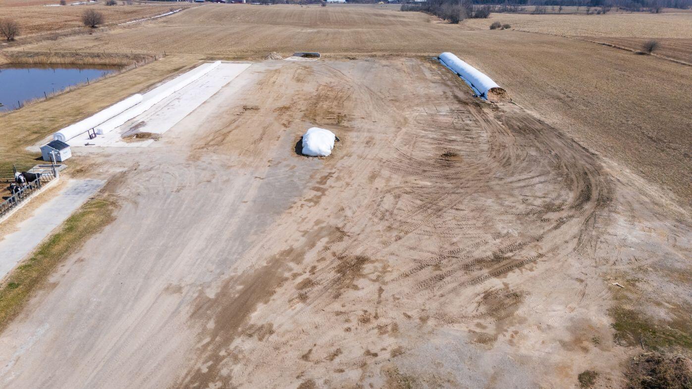 8223 Middle Road Oostburg, WI 53070 - Photo 25 of 74 DJI_20260330131918_0714_D