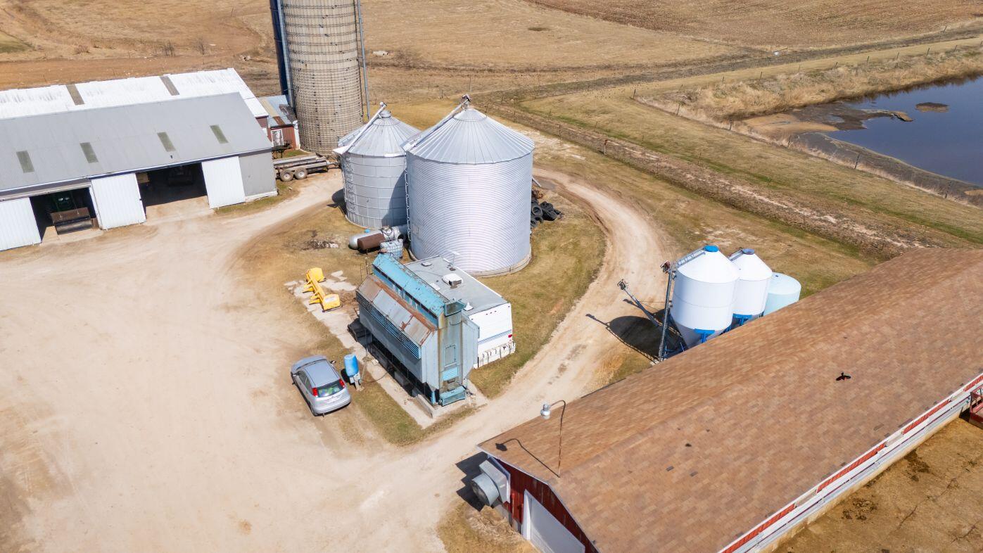 8223 Middle Road Oostburg, WI 53070 - Photo 31 of 74 DJI_20260330132615_0735_D