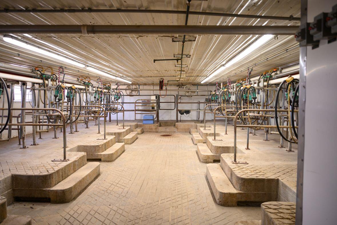 8223 Middle Road Oostburg, WI 53070 - Photo 44 of 74 DSC_4136