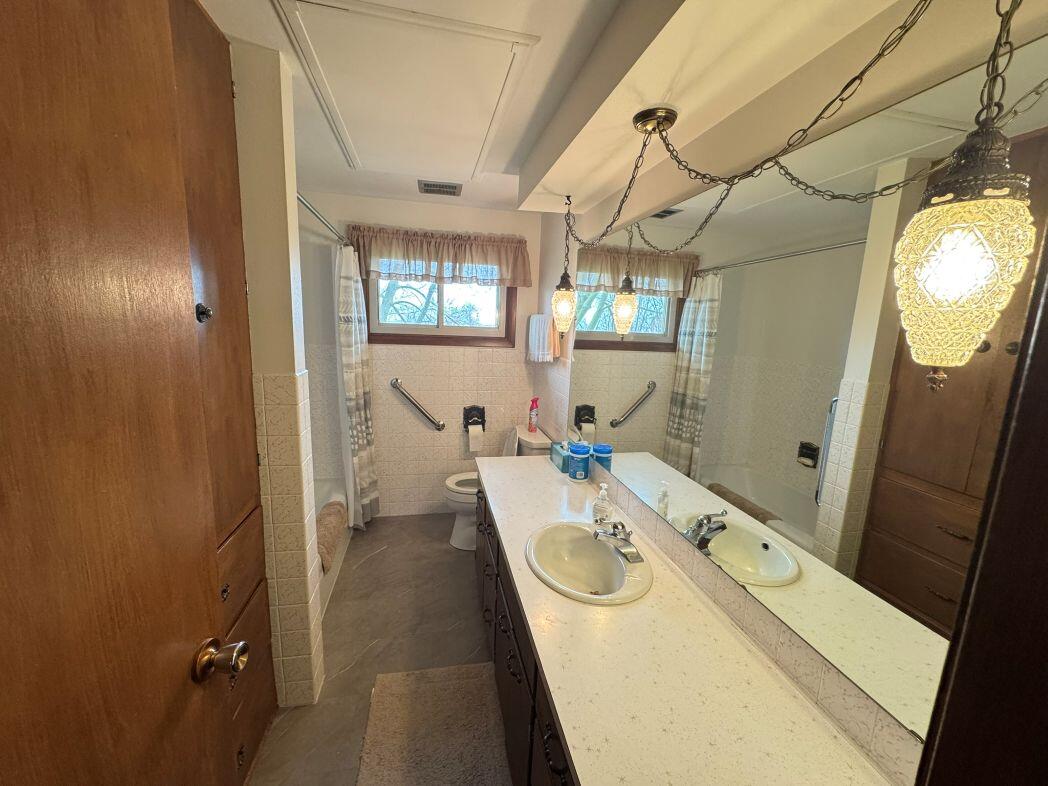 8223 Middle Road Oostburg, WI 53070 - Photo 62 of 74 IMG_8141