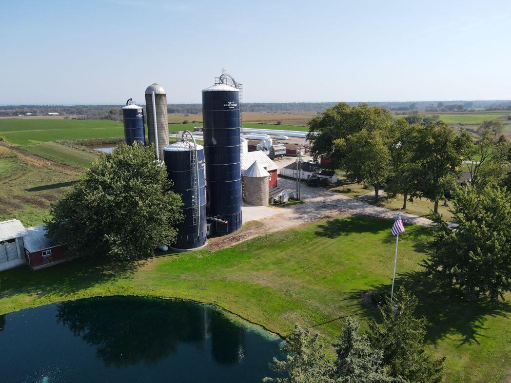 8223 Middle Road Oostburg, WI 53070 - Photo 7 of 74 DJI_0134