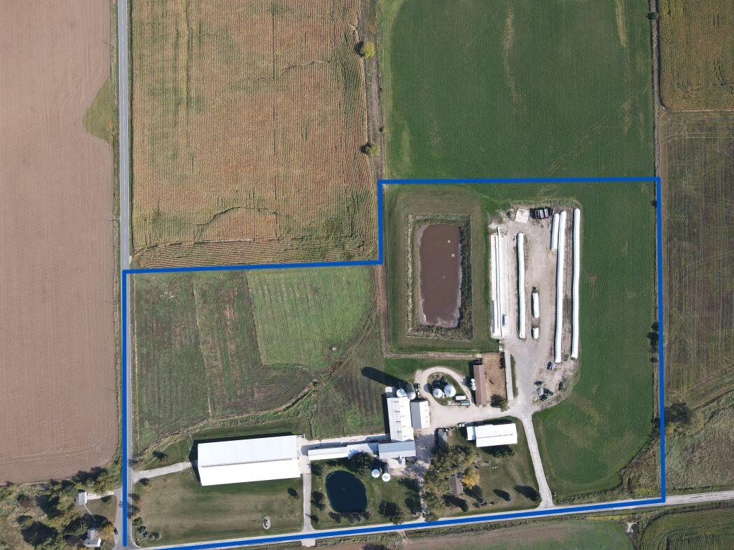 8223 Middle Road Oostburg, WI 53070 - Photo 9 of 74 DJI_0139