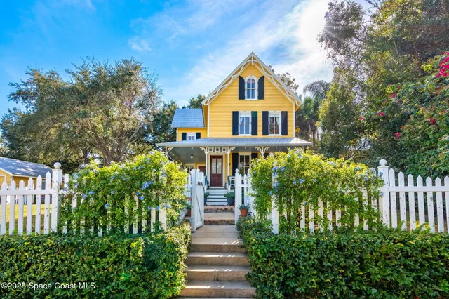 $879,000 | 27 Barton Avenue, Rockledge, FL 32955
