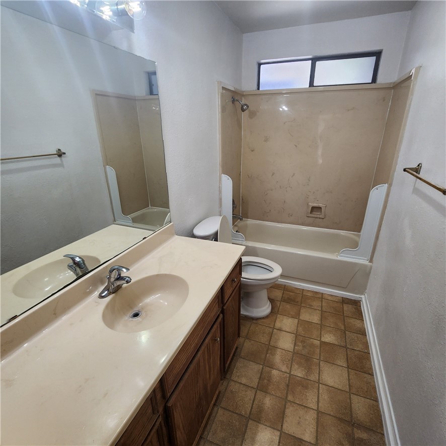 7301 Diamond Ridge Drive Corpus Christi, TX 78413 - Photo 12 of 20