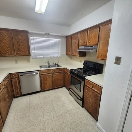 $1,850 | 7301 Diamond Ridge Drive, Corpus Christi, TX 78413