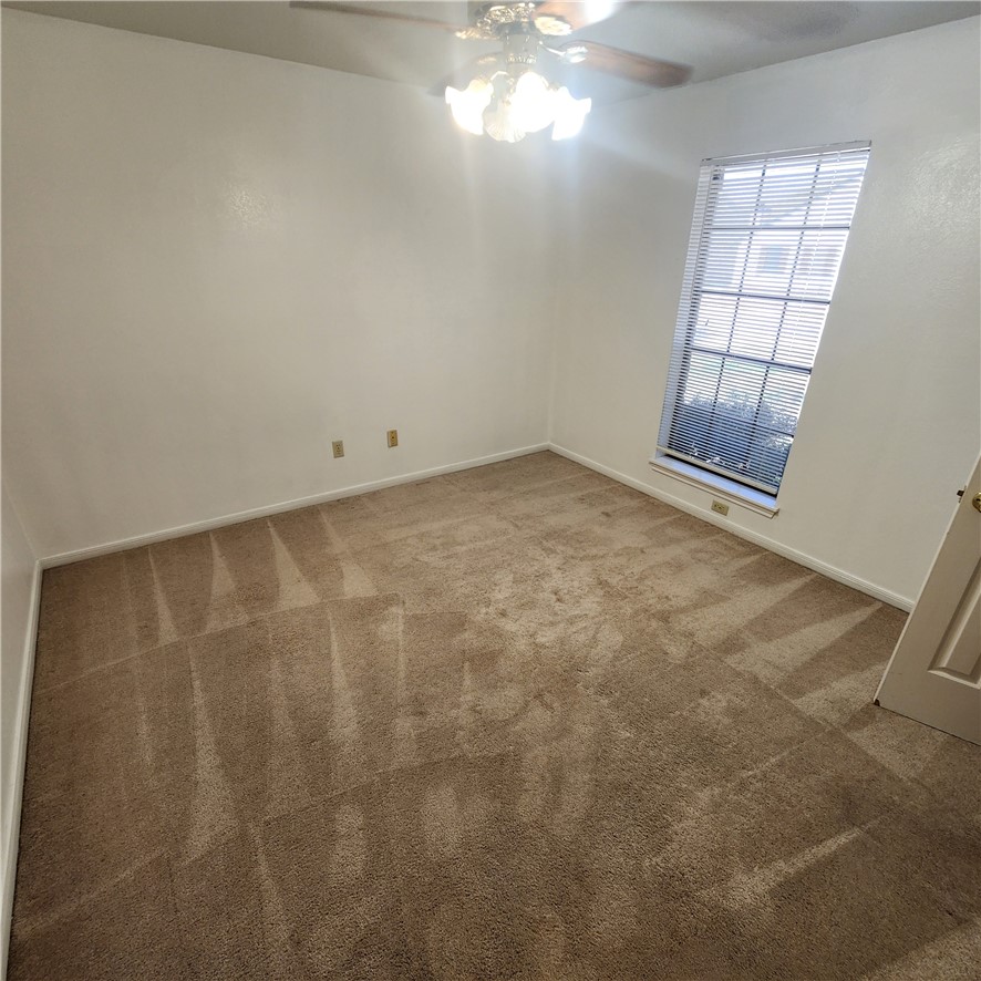 7301 Diamond Ridge Drive Corpus Christi, TX 78413 - Photo 10 of 20