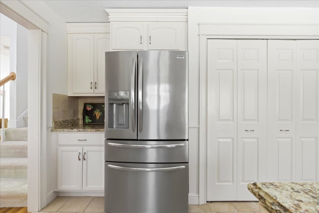 3 Oak View Terrace, Unit 3 Franklin, MA 02038 - Photo 5 of 40