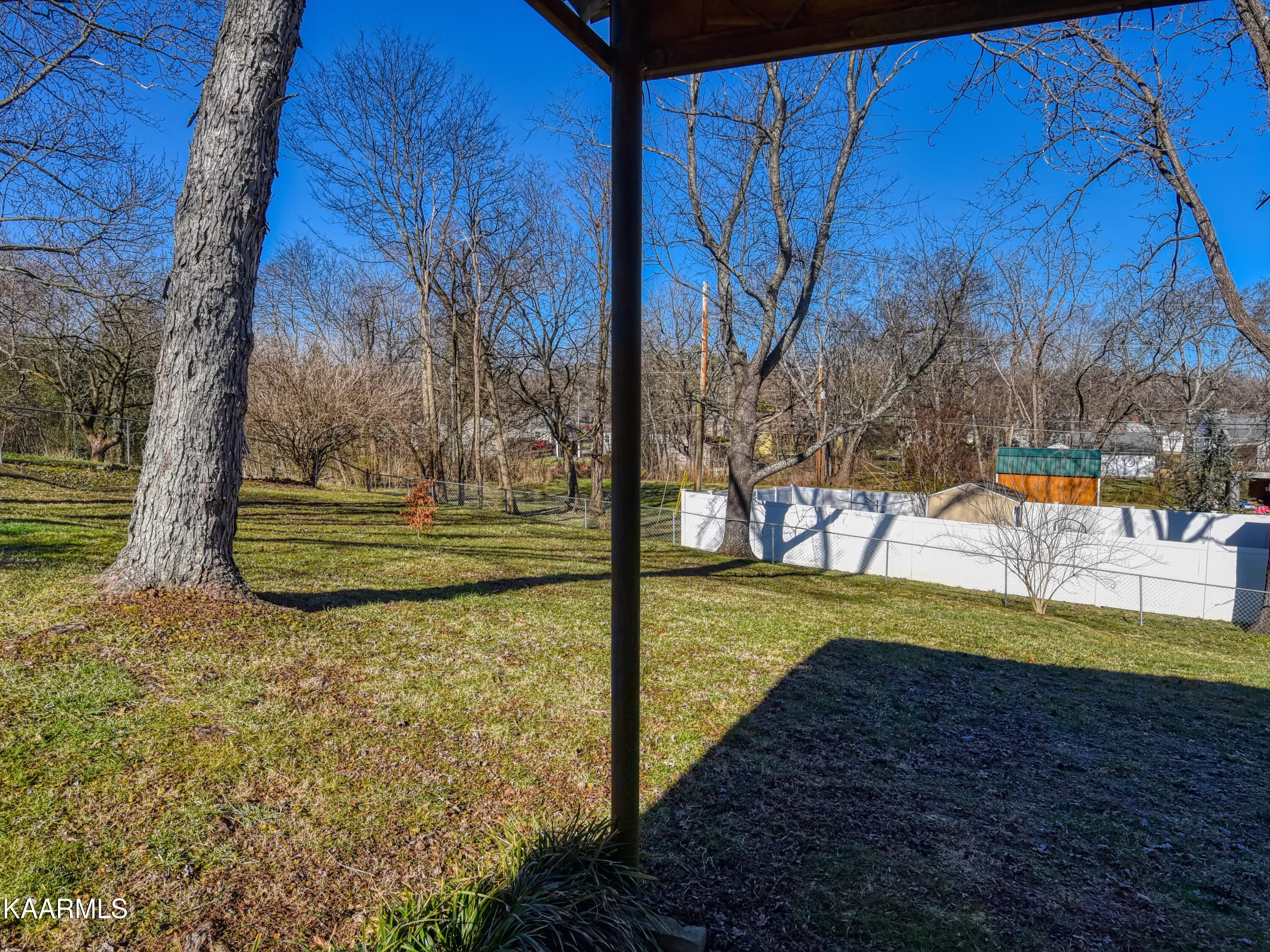 827 East Lincoln Road Alcoa, TN 37701 - Photo 20 of 22 827 E Lincoln