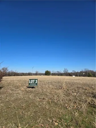 $160,000 | 1708 Northeast Bluff Street, Lee's Summit, MO 64086