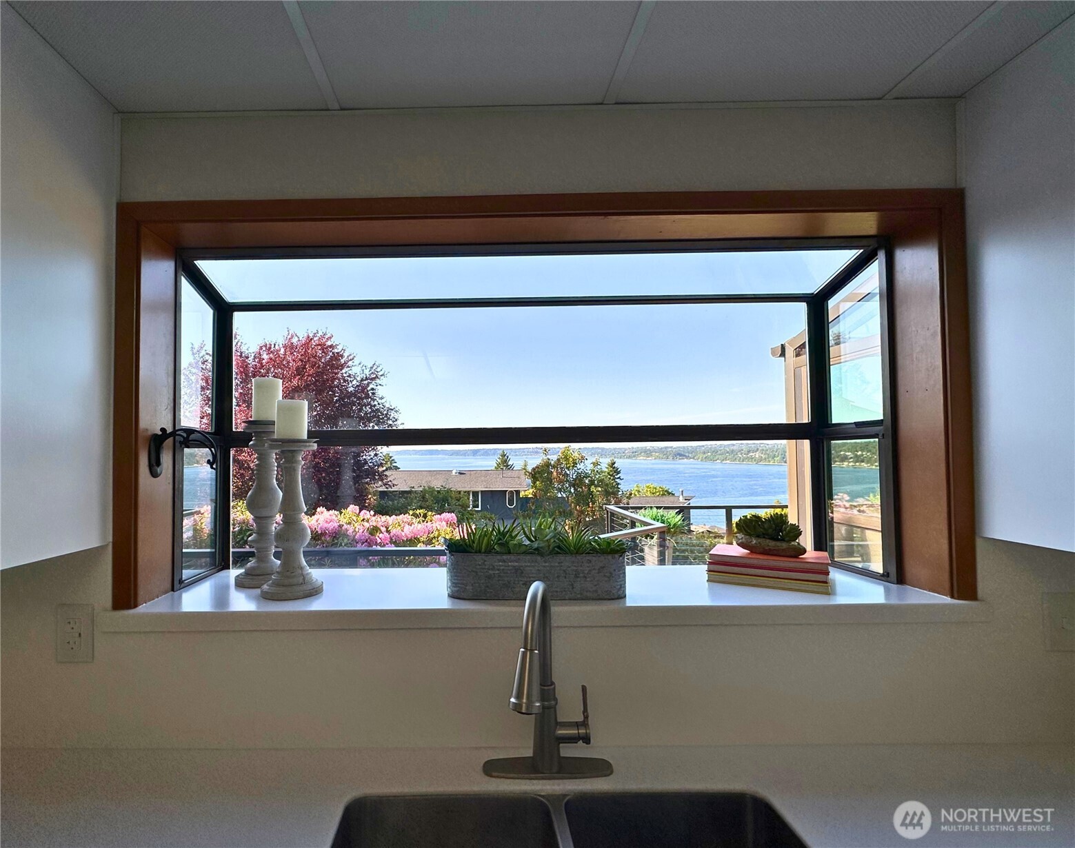 714 Southwest 296th Street Federal Way, WA 98023 - Photo 14 of 40