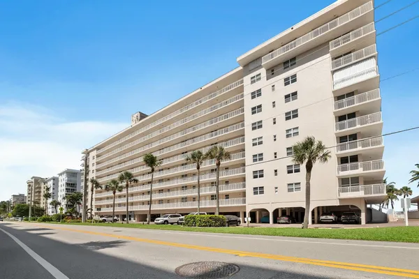 $599,000 | 1051 Hillsboro Mile, Unit 305E, Hillsboro Beach, FL 33064