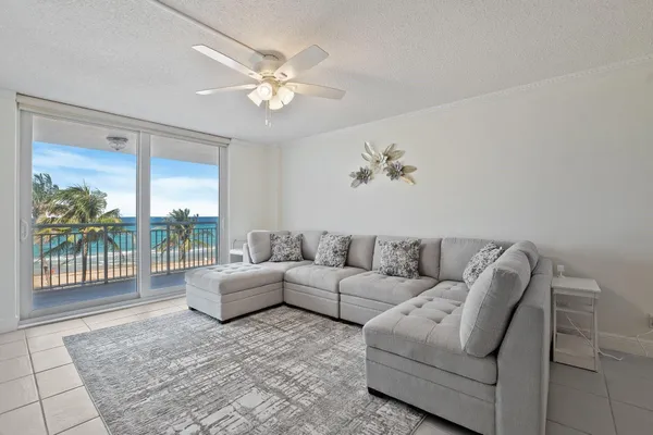 $599,000 | 1051 Hillsboro Mile, Unit 305E, Hillsboro Beach, FL 33064