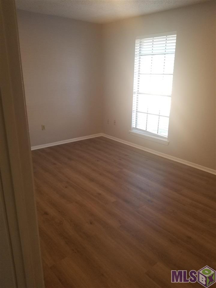 4374 Stumberg Lane Baton Rouge, LA 70816 - Photo 11 of 13