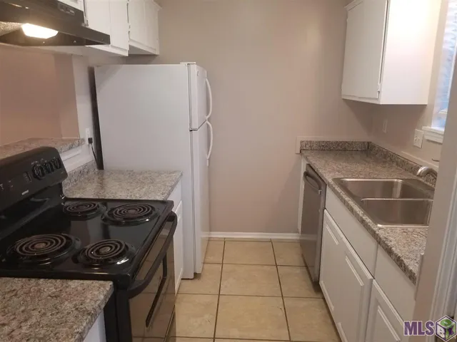 $1,300 | 4374 Stumberg Lane, Baton Rouge, LA 70816