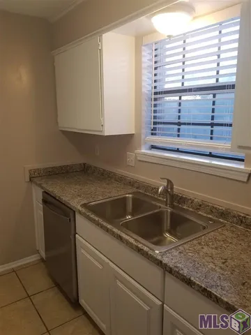 $1,300 | 4374 Stumberg Lane, Baton Rouge, LA 70816