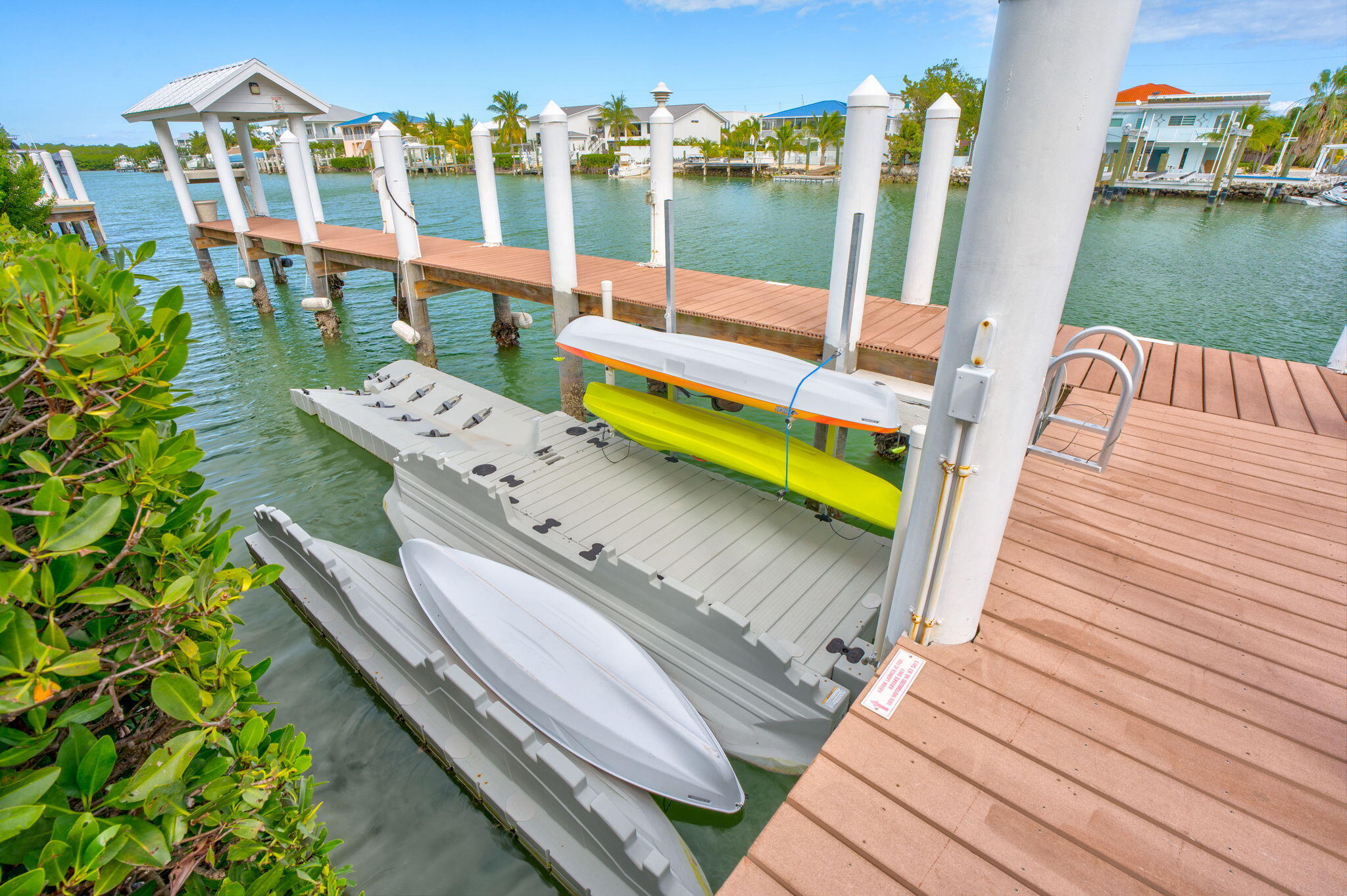 151 Ave G Marathon, FL 33050 - Photo 43 of 56 a view of a balcony with chairs