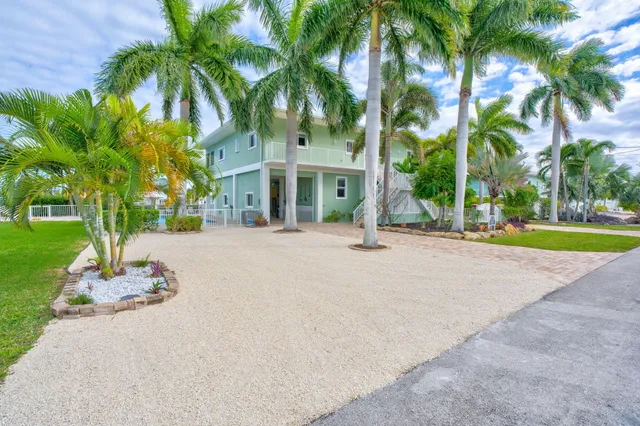 $2,999,000 | 151 Ave G, Marathon, FL 33050