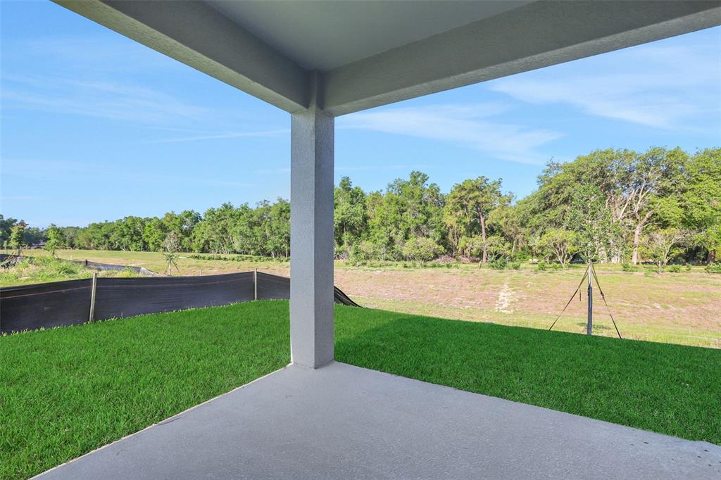 2920 Supermarine Road Tavares, FL 32778 - Photo 4 of 26