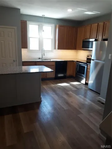 $1,975 | 3312 Civic Green Drive, St. Charles, MO 63301